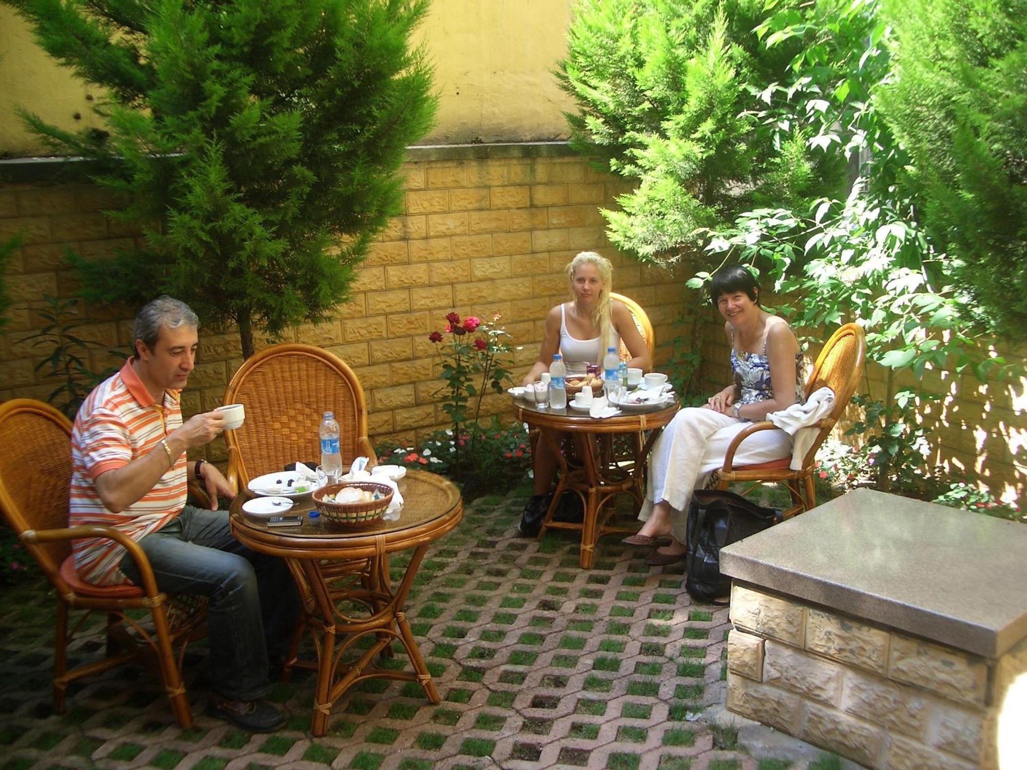Kosk Hotel Kadikoy Isztambul Kültér fotó