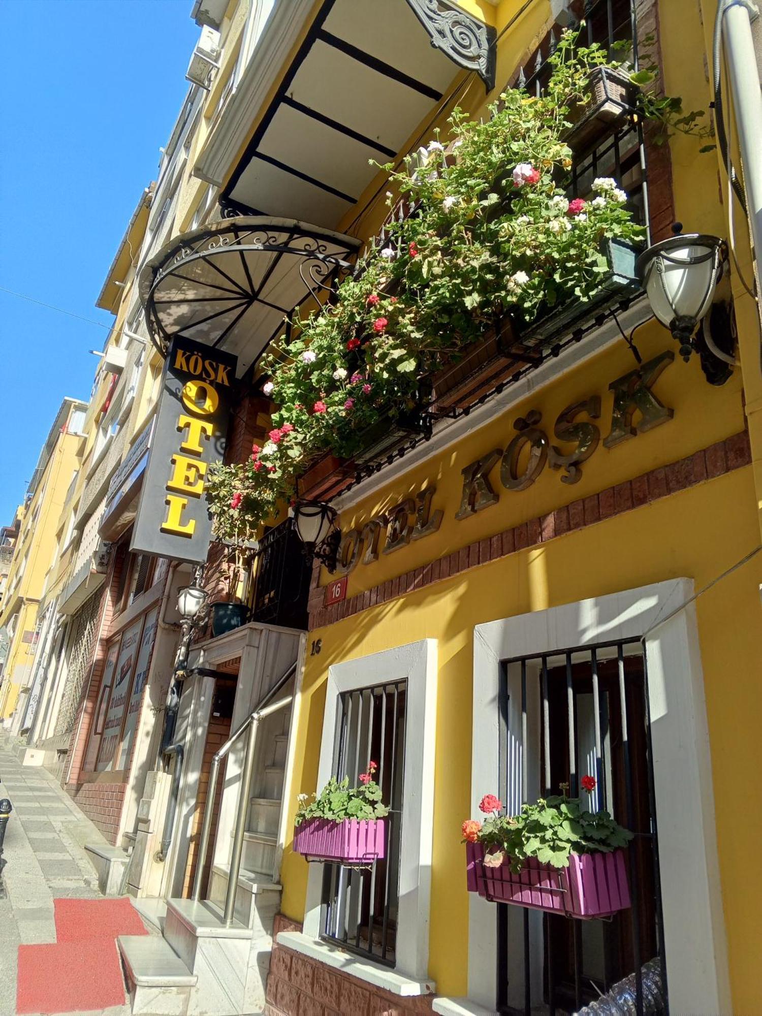 Kosk Hotel Kadikoy Isztambul Kültér fotó