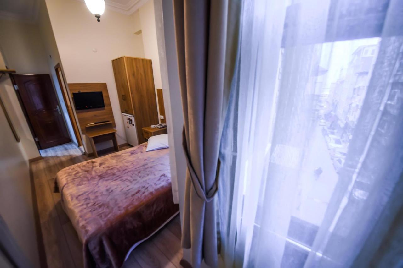 Kosk Hotel Kadikoy Isztambul Kültér fotó